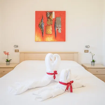 Apartment Gardappartamenti Cascinale Pool *